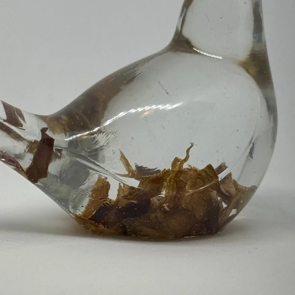 Unique Resin Elegant Bird Figurine - Brown and Clear - Picture 9 of 12